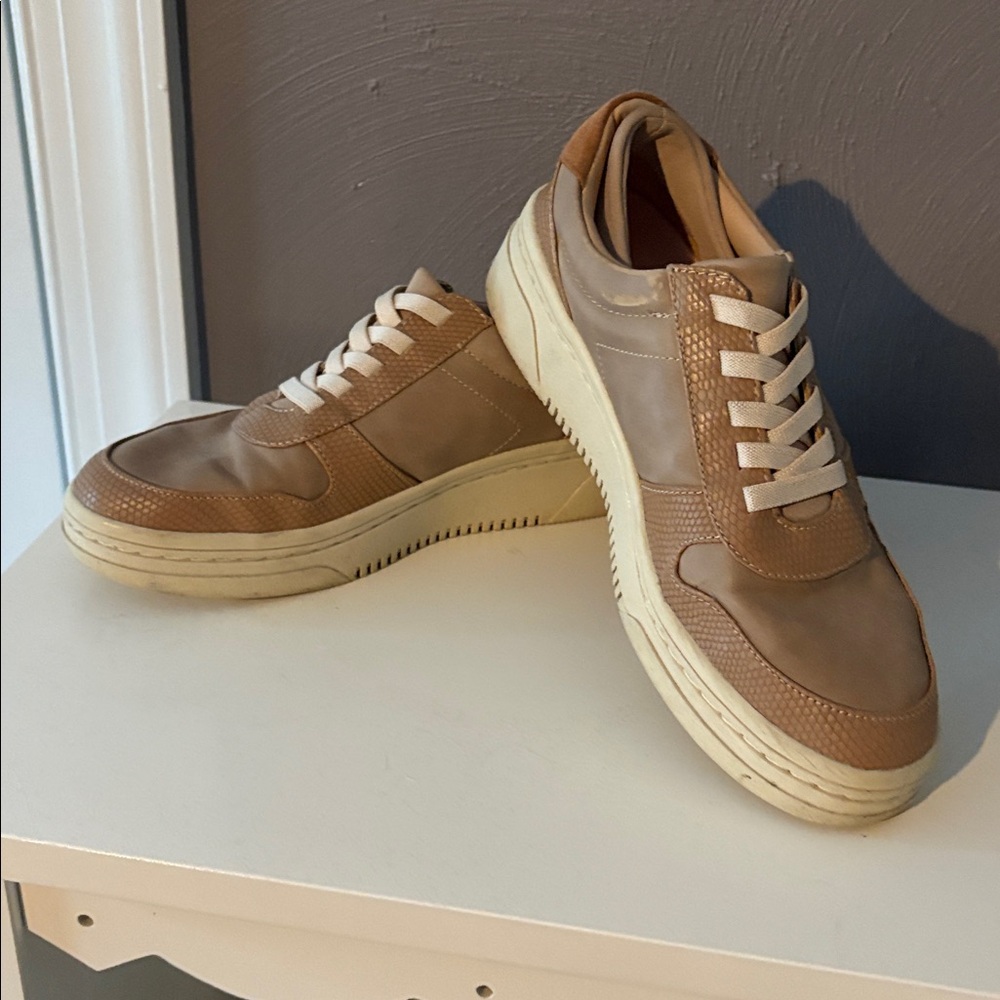 Dr. Scholl's Toasted Taupe Snake-Print Essential Sneaker